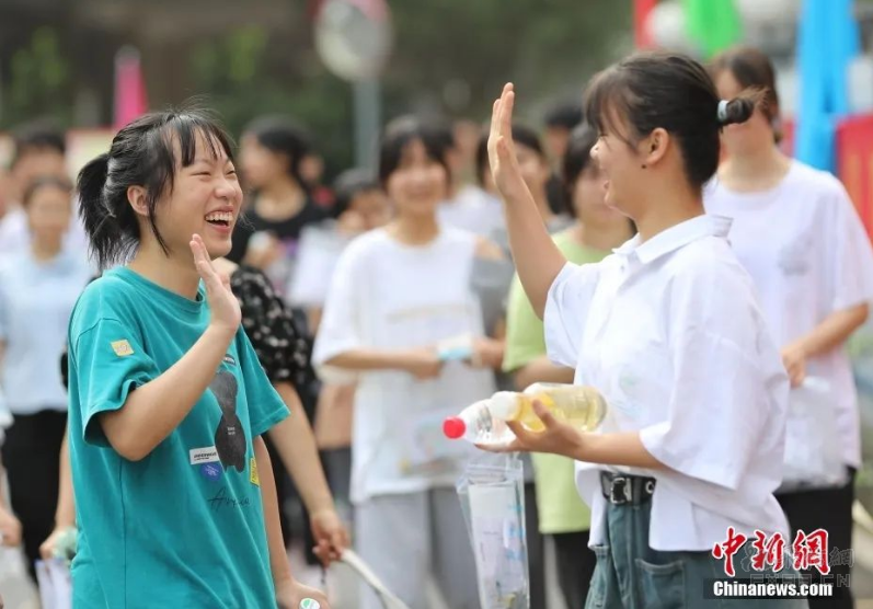 证监会发布离职人员入股拟上市企业新规：拉长入股禁止期，将从严审核范围从本人扩大至亲属